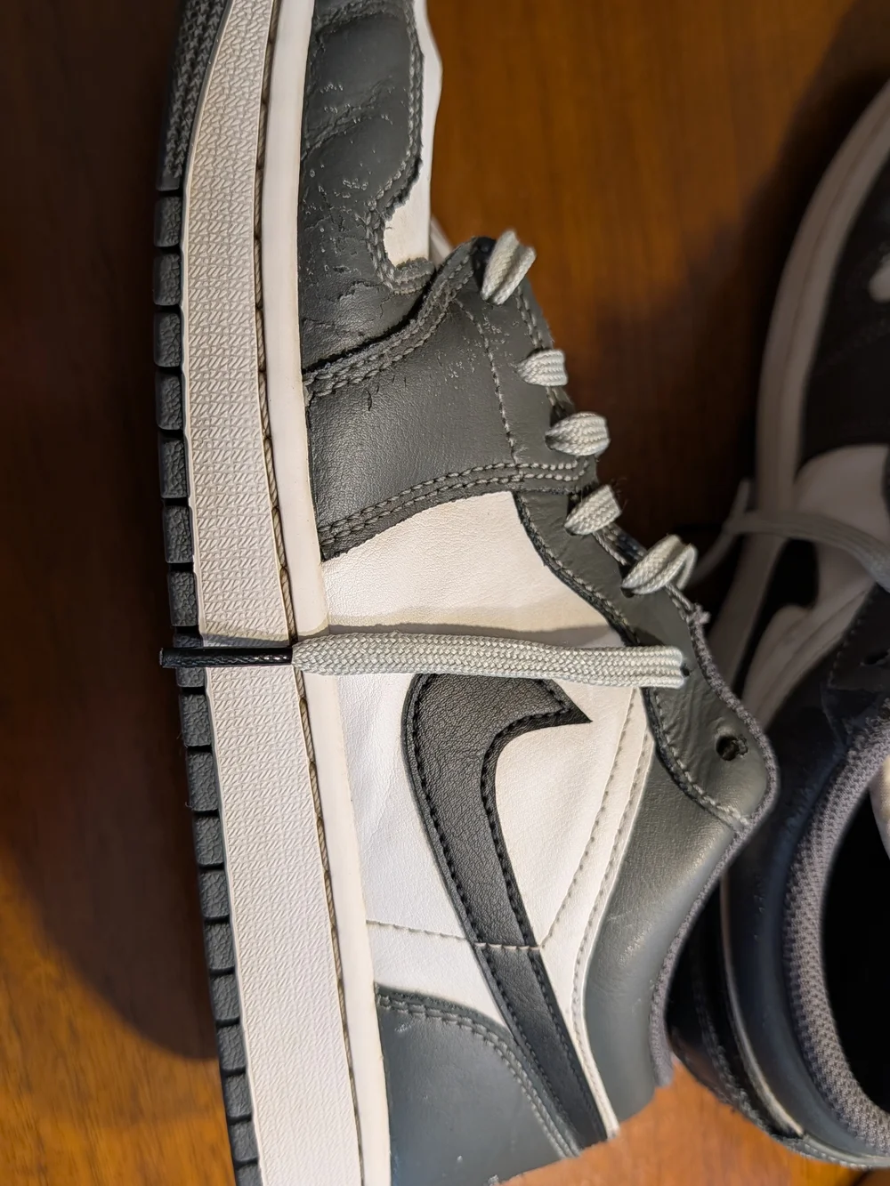 Nike Air Jordan 1 Low Retro Shoes Men Size 10 White Black Iron Gray 553558-152